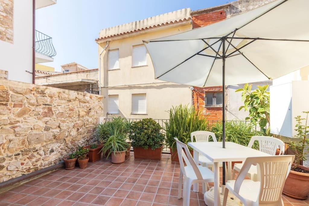 Domm'E Antoni Apartamento Baunei Exterior foto